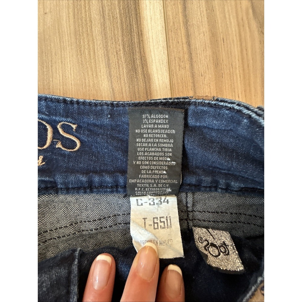 TAOS Women's Jeans Blue Skinny Embellished Size 7 - Picture 3 of 8